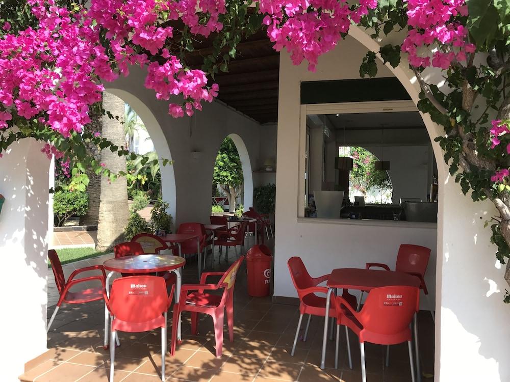 Apartamentos Torrelaguna Vera Esterno foto