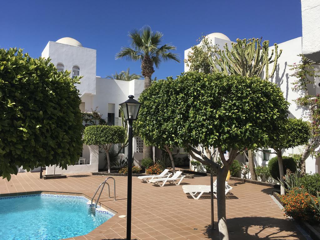 Apartamentos Torrelaguna Vera Esterno foto
