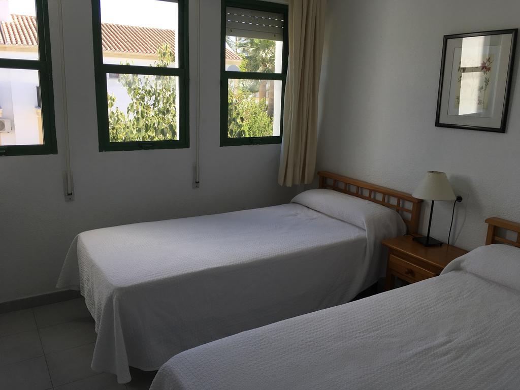 Apartamentos Torrelaguna Vera Esterno foto